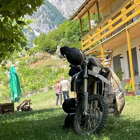 Kakia Guest house